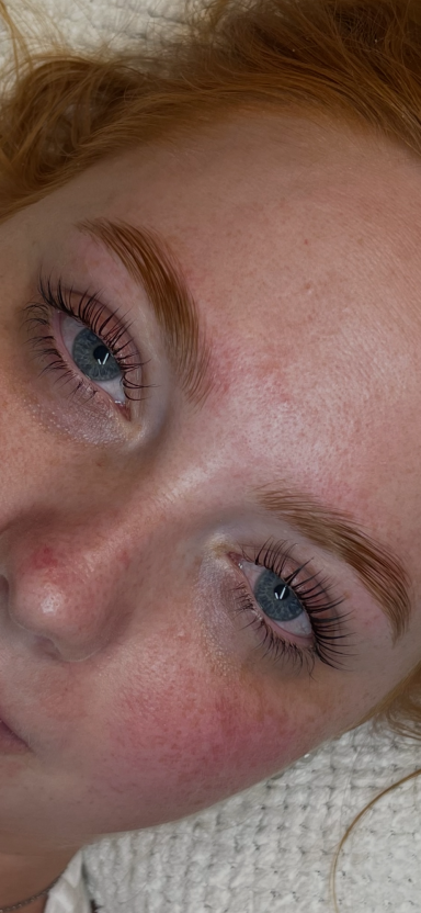 Korean lash lift & tint